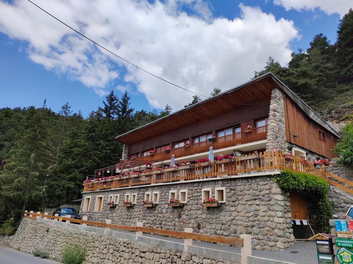 Chambres D'Hotes Le Grand Chalet Valdeblore Eksteriør bilde